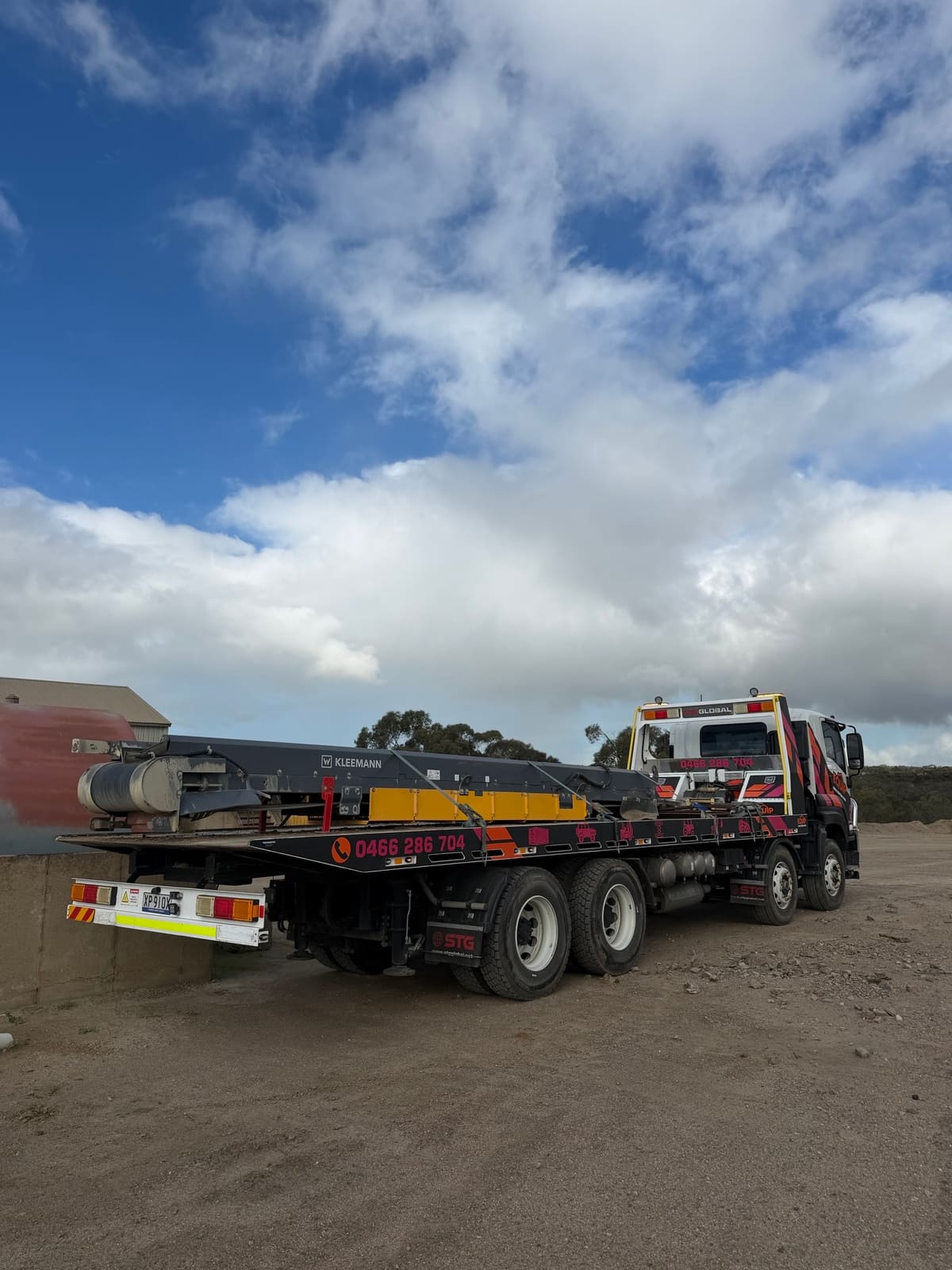 Kleemann screening plant loaded on tilt tray for machinery transport in South Australia