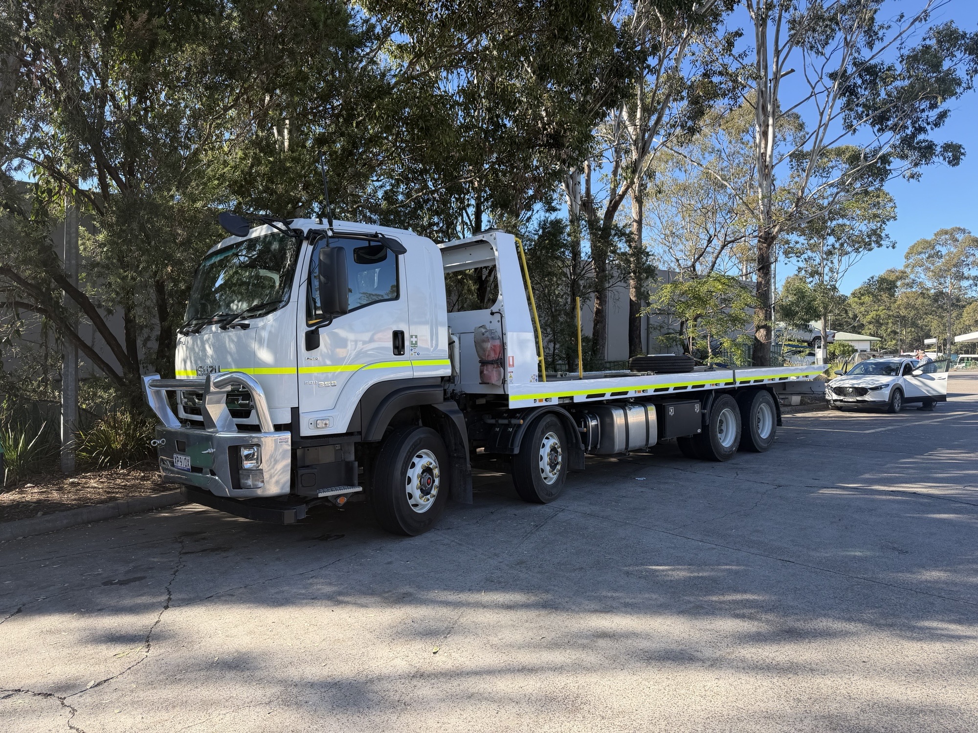 Isuzu FYJ 300-350 tilt tray for hire in Adelaide