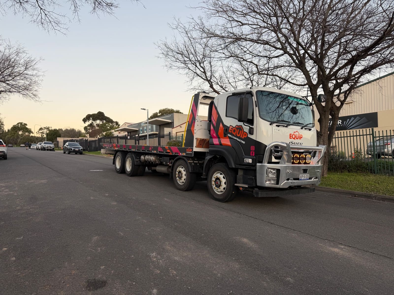 Tilt Tray Hire